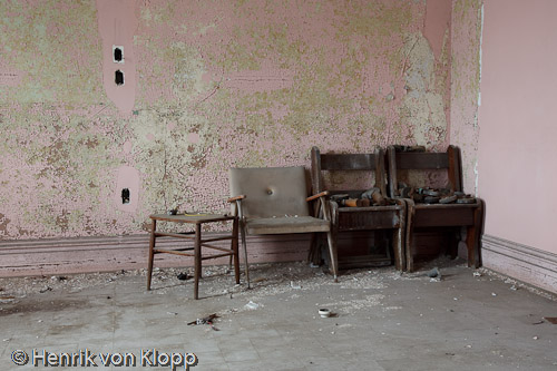 Abandoned Hospital in St Louis. Click the image to see more.