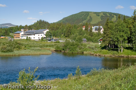Tjulån med Ammarnäs i bakgrunden