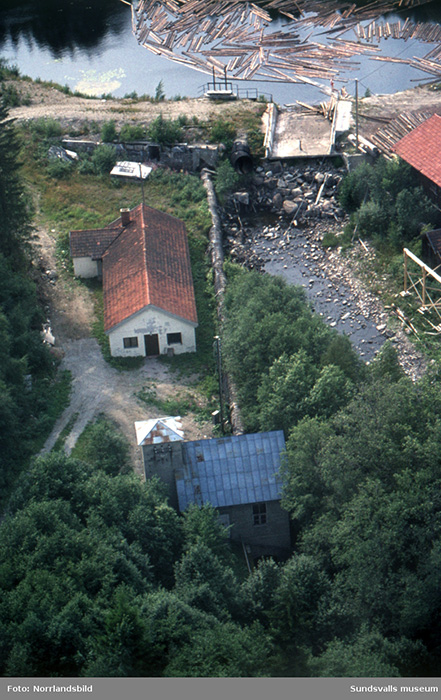 Ovansjö såg och kraftverk. (Foto: Norrlandsbild / Sundsvalls museum)